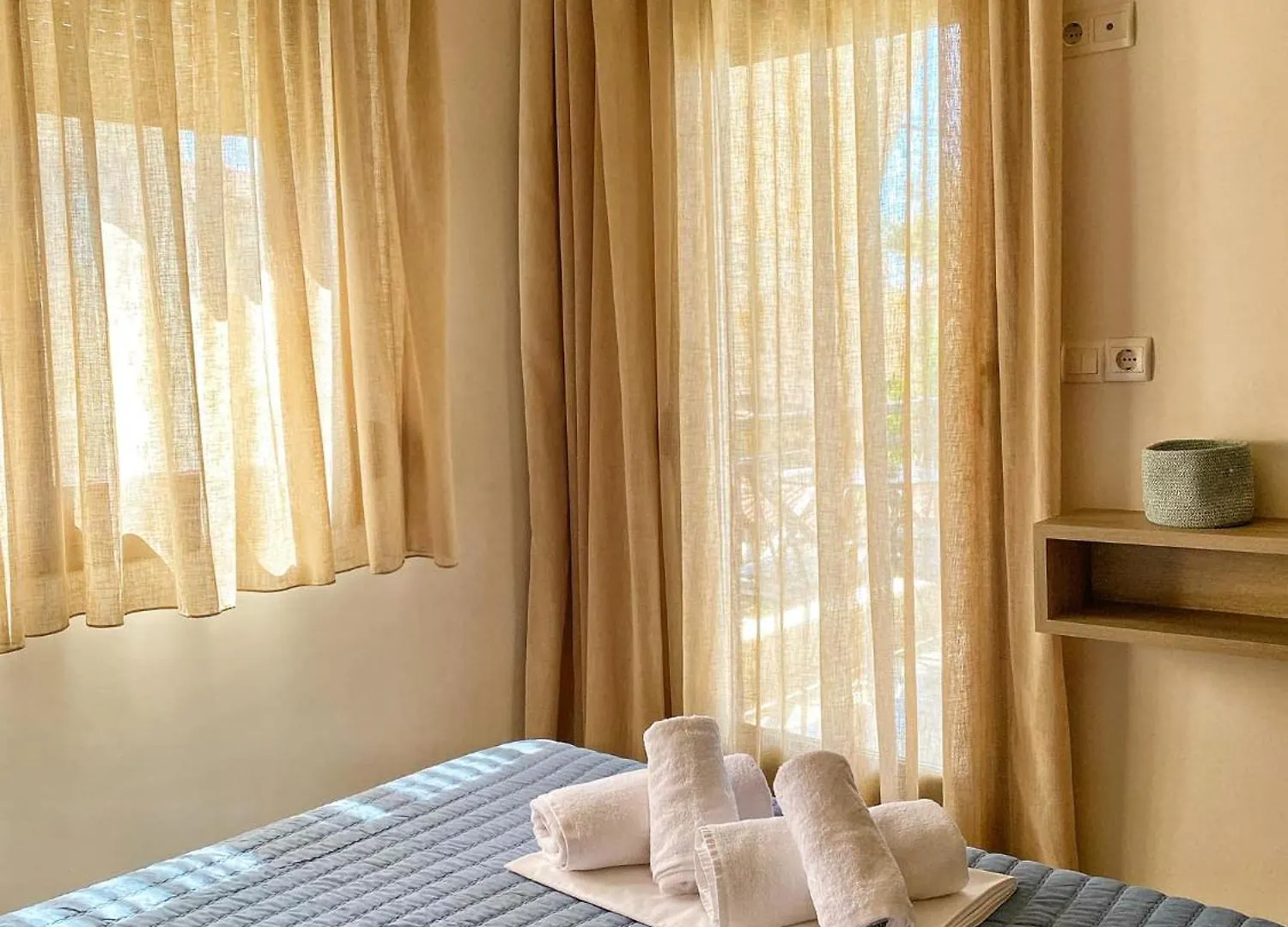 Livadi Apartments Nikiti  Hotel de apartamente Nikiti (Sithonia)